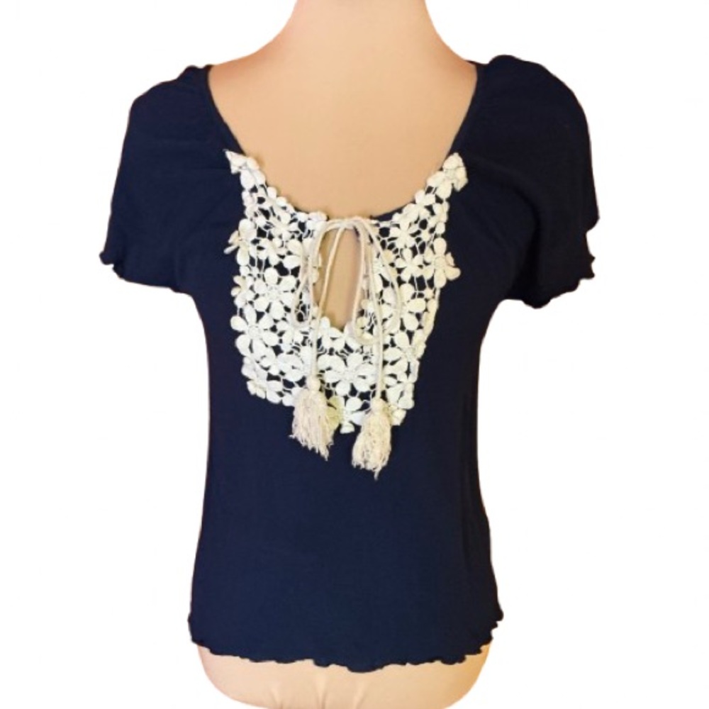 Boho hippie chic lace trimmed peasant top